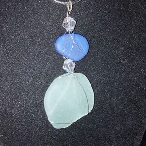 #101 handmade hanging seaglass necklace